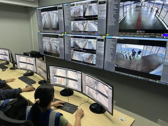 Sistema de monitoreo de flota vehicular